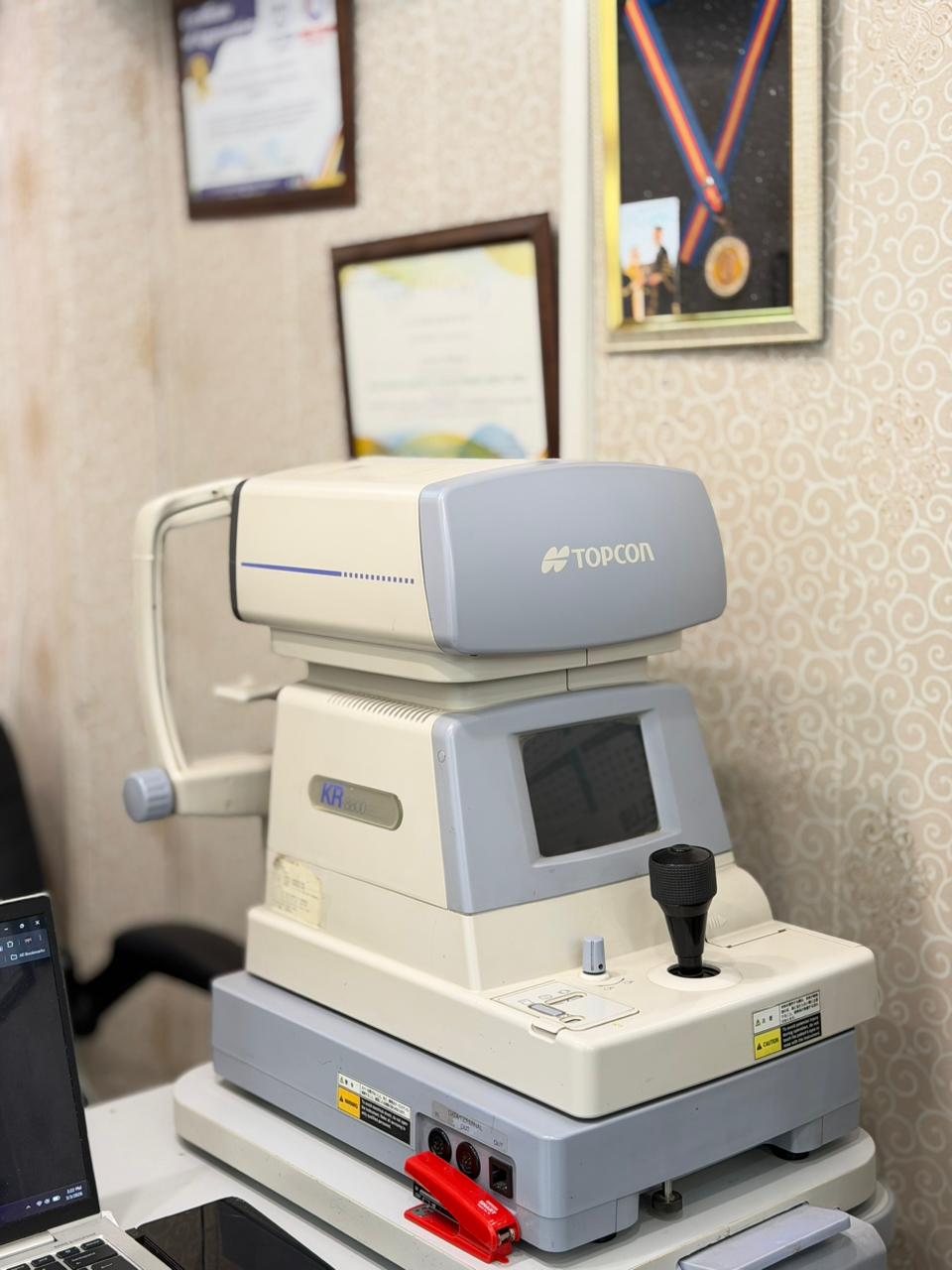Auto Refractometer